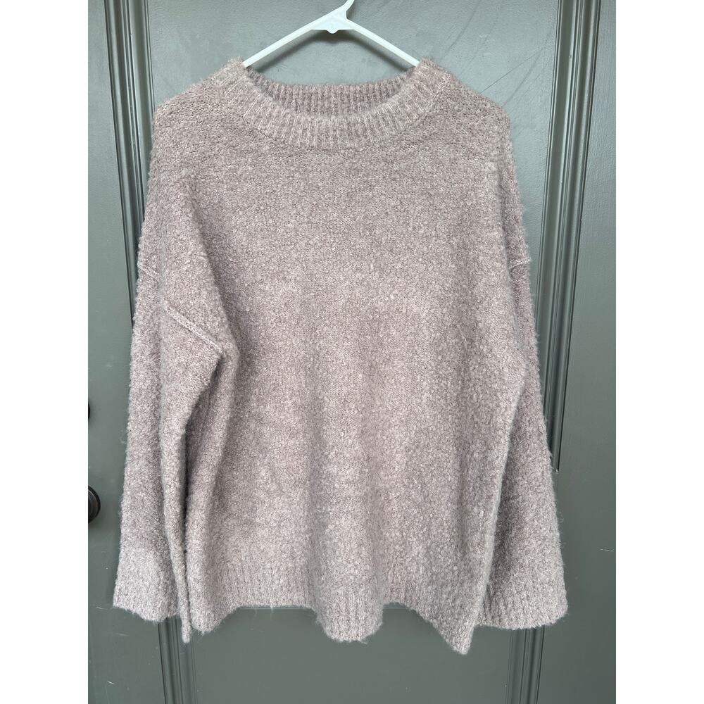 NWT Wild Fable size medium beige sweater super soft